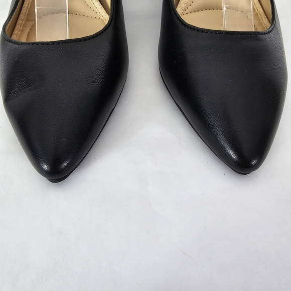 Adrienne Vittadini Black Leather Pointed Toe Sling Back Block Heel Size 7.5 - Picture 6 of 12